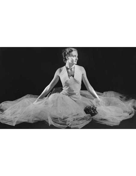 muslin dress model woman sitting muslin dress muslin dress