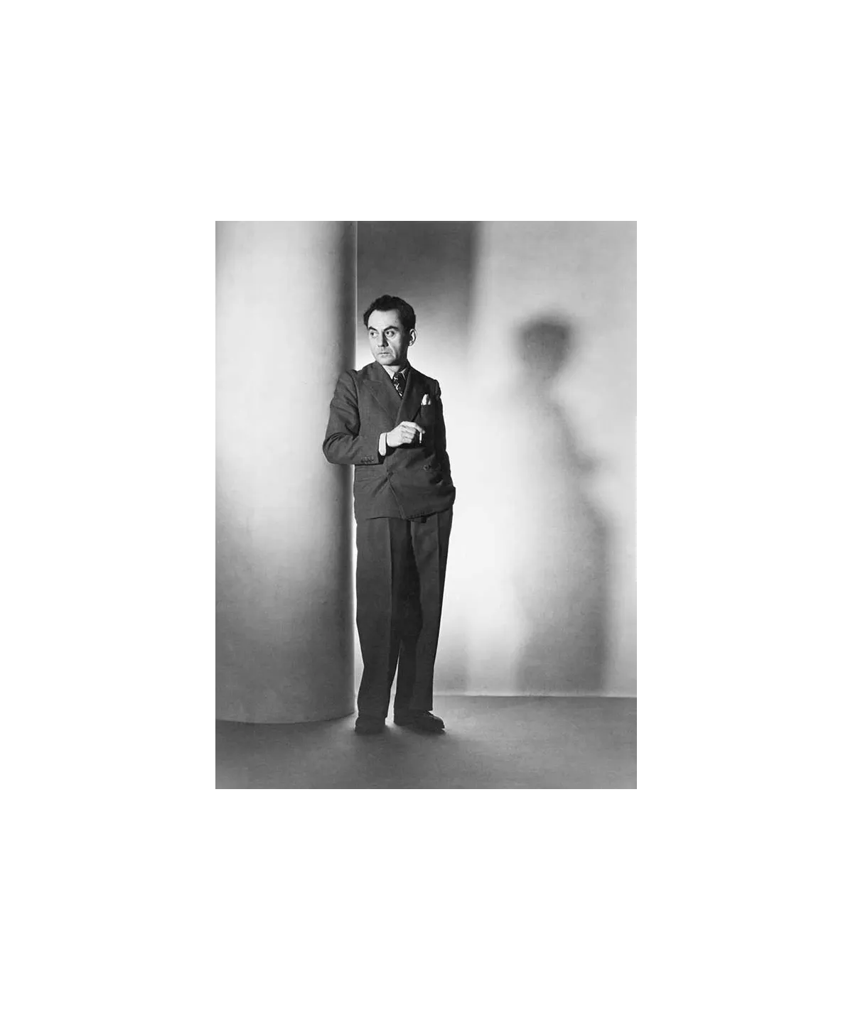 manray|Man Ray photo / TELIMAGE|Man Ray||Selfportraits