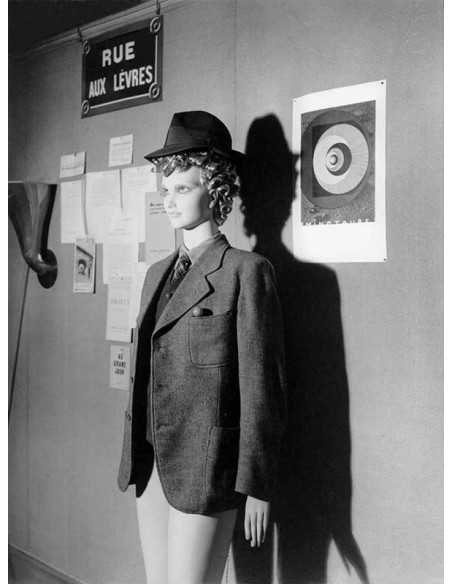 mannequin de Duchamp Exposition Internationale du Surréalisme, Gale...
