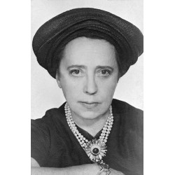 Elsa Schiaparelli