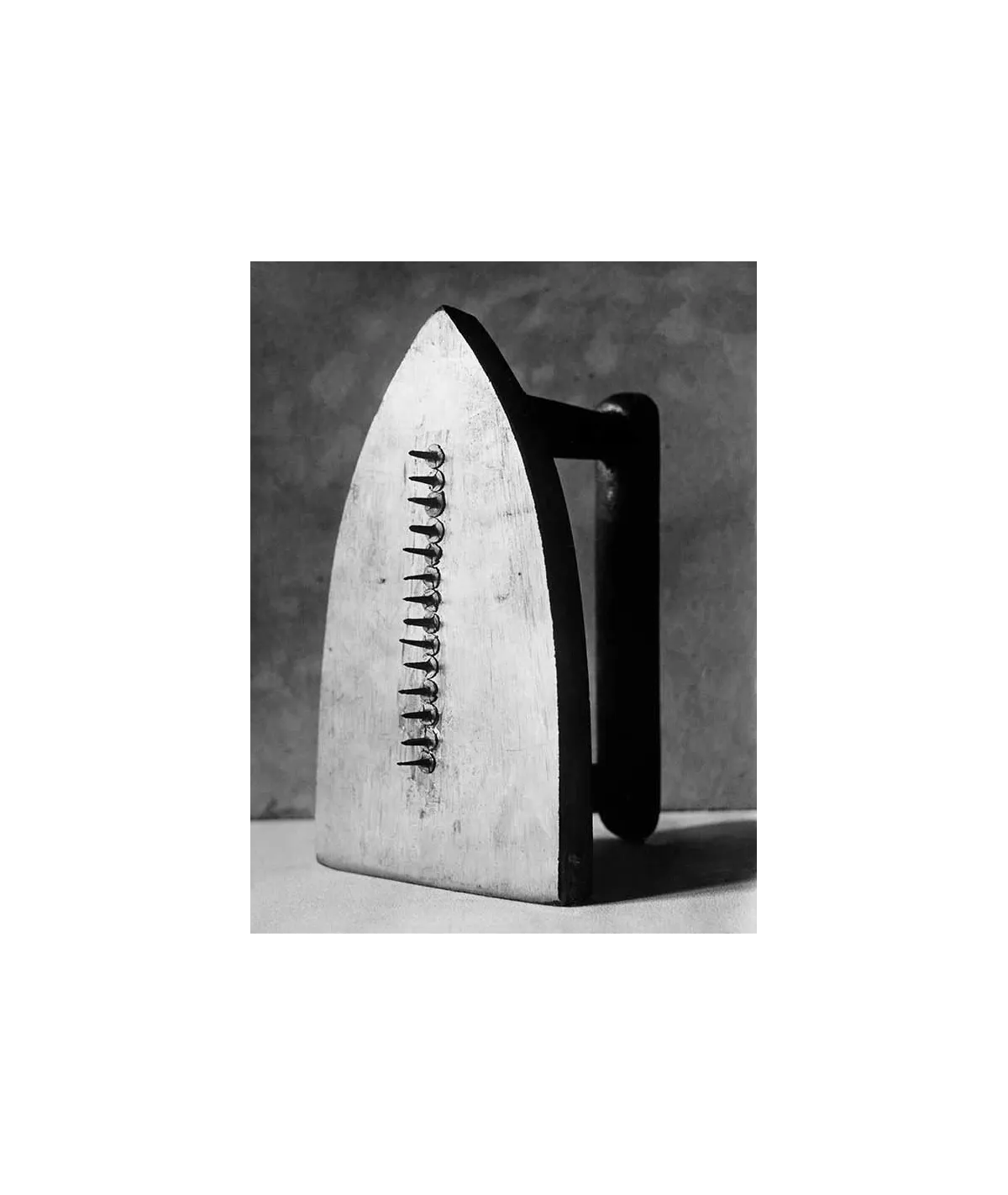 manray|Man Ray photo / TELIMAGE|Gift||Objects