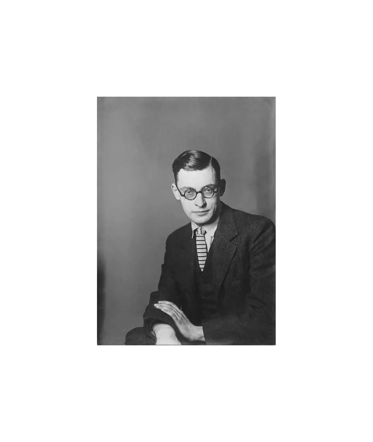 manray|Man Ray photo / TELIMAGE|Raymond Queneau||Hommes