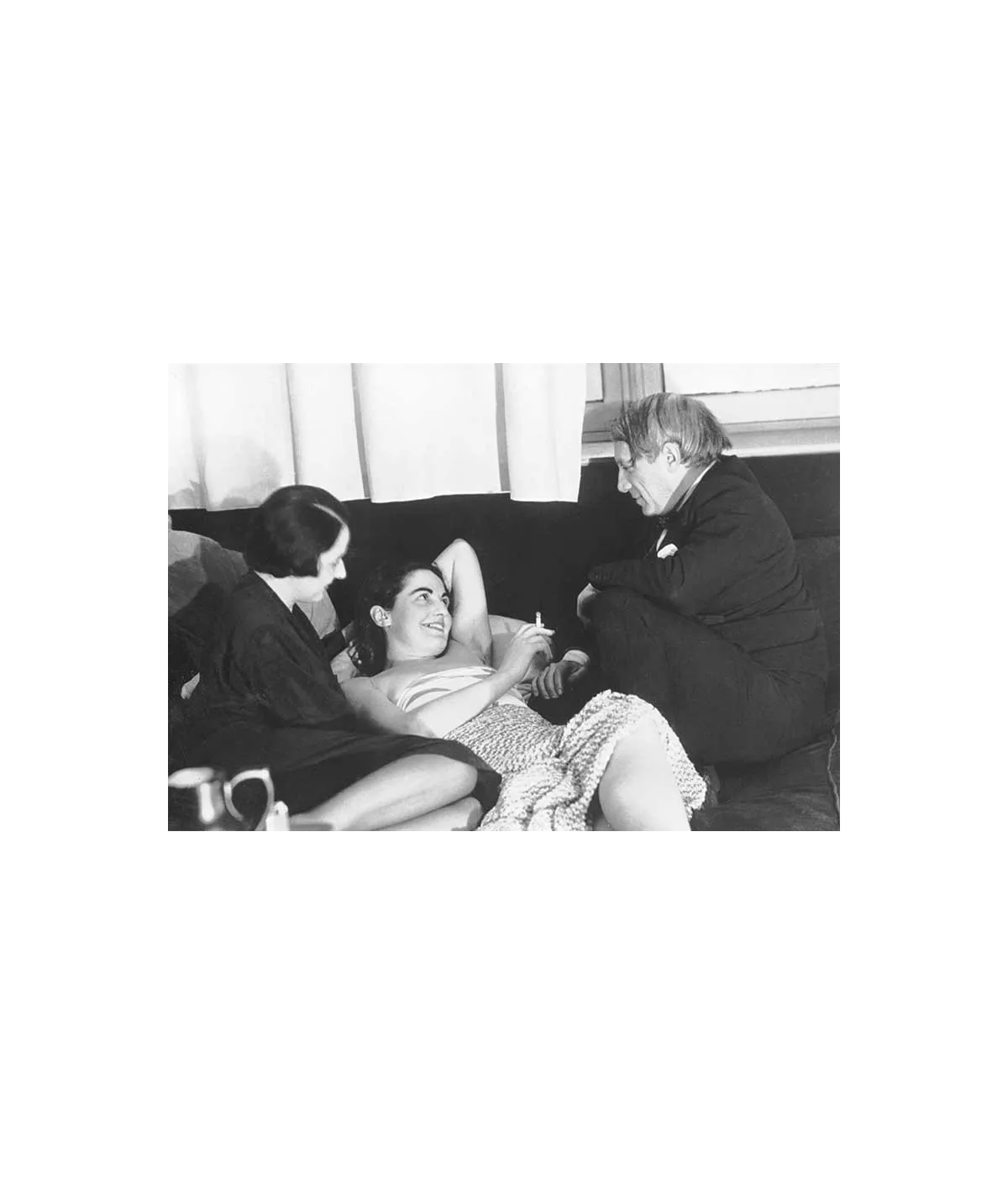 manray|Man Ray photo / TELIMAGE|Pablo Picasso, Alice Rahon-Paalen et Yvonne Zervos||Femmes