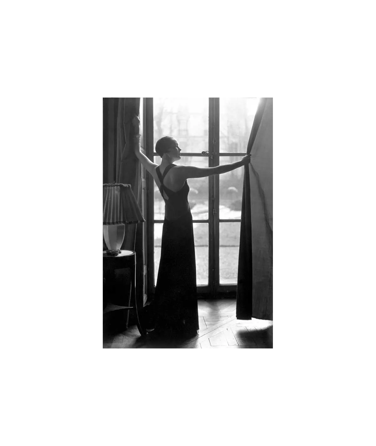 manray|Man Ray photo / TELIMAGE|Comtesse de Beauchamp portant une robe de Vionnet||Mode