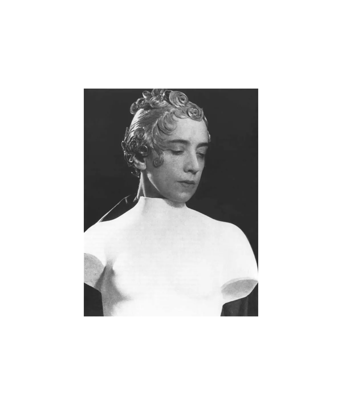 manray|Man Ray photo / TELIMAGE|Elsa Schiaparelli plaster torso||Women