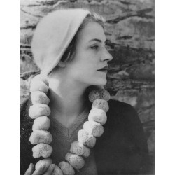 Lee Miller collier en éponge