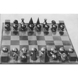 manray|Man Ray photo / TELIMAGE|Chess||Objects