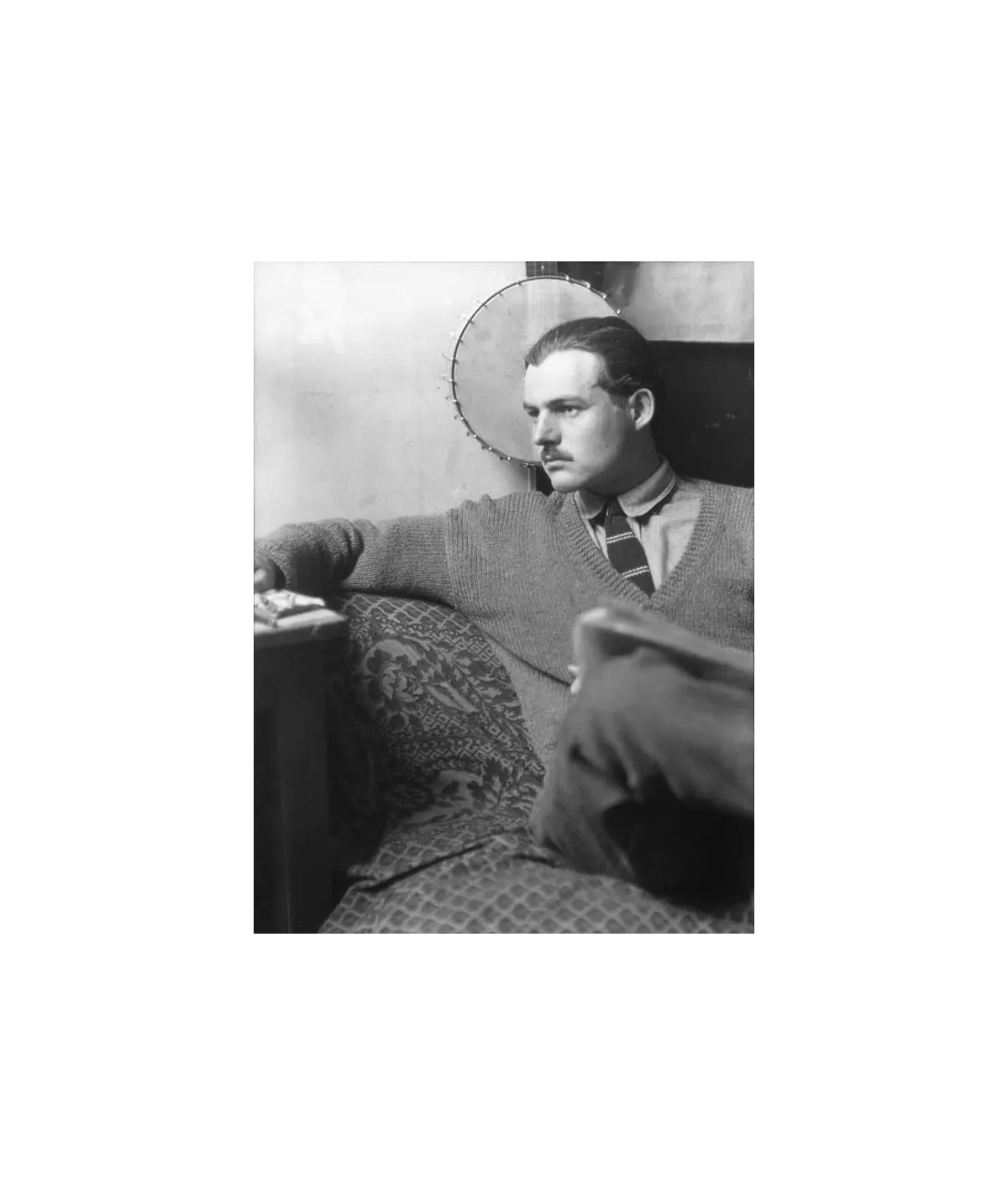 manray|Man Ray photo / TELIMAGE|Ernest Hemingway||Men