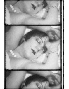 L'Étoile de Mer extrait du film de Man Ray - gros plan Kiki endormi...