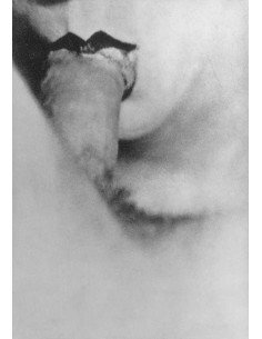 1929 Automne Gros plan d'une bouche féminine faisant une fellation,...