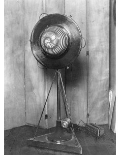 Rotative Demi-Sphére Rotative Demi-Sphére, objet créé par Marcel Du...