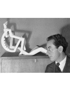 Man Ray, Giacometti's sculptur Man Ray, profile to a Giacometti scu...