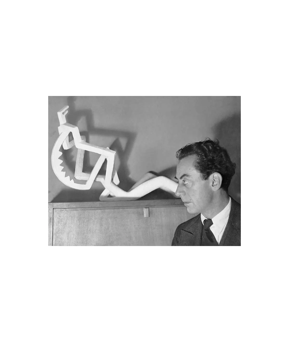 manray|Man Ray photo / TELIMAGE|Man Ray, Giacometti's sculptur||Selfportraits
