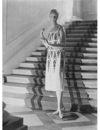 Pavillon de l'élégance mannequin bois, Robe de Paul Poiret, Exposit...