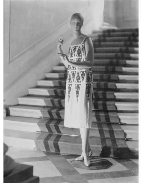 Pavillon de l'élégance mannequin bois, Robe de Paul Poiret, Exposit...