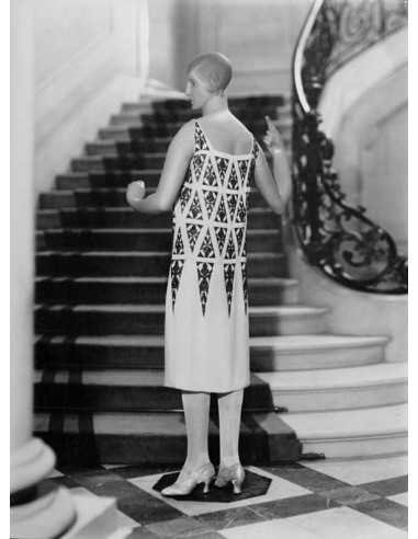 Pavillon de l'élégance mannequin bois Exposition Internationale des...