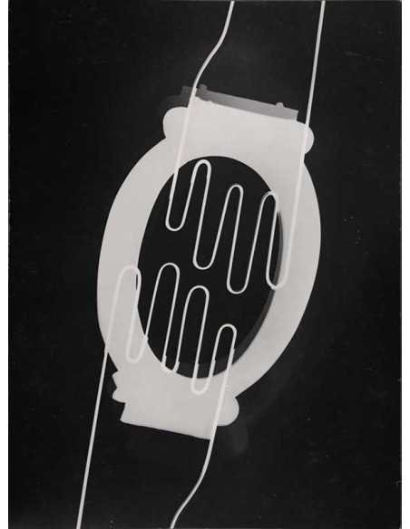 Rayography (fingers, electrical resistance) two hands of 4 fingers ...