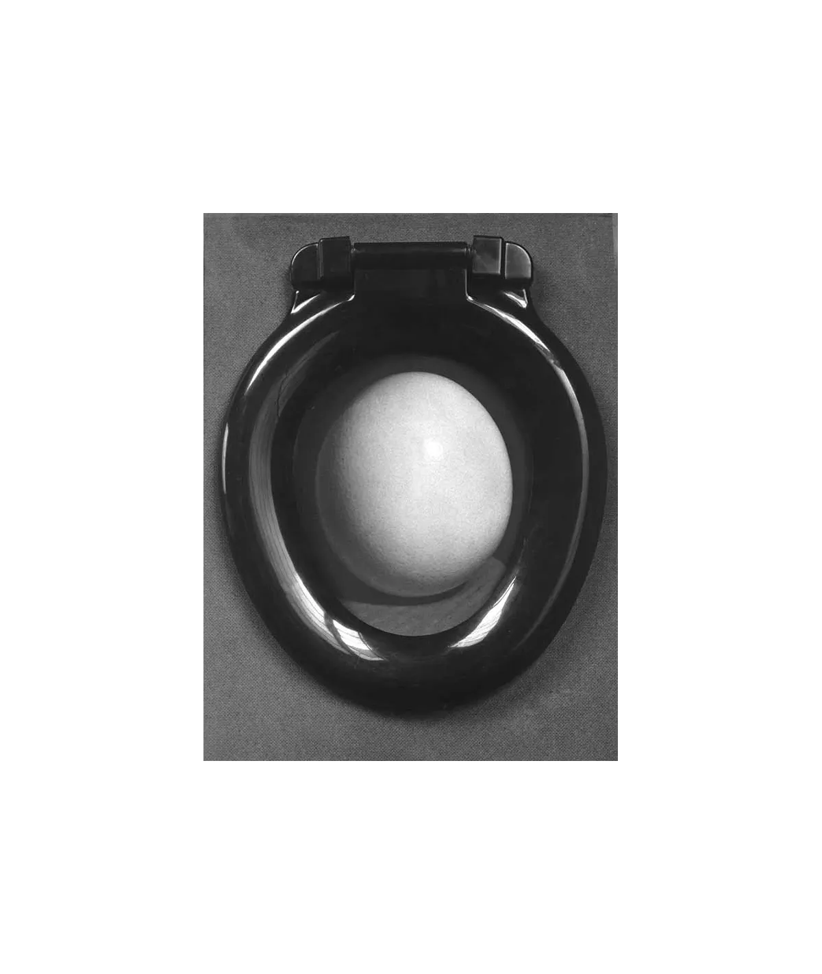 manray|Man Ray photo / TELIMAGE|Le Marteau or Trompe l'oeuf The Hammer or Trompe l'egg||Objects