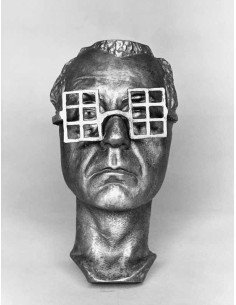 Autoportrait objet - tête en bronze portant lunettes quadrillées Au...