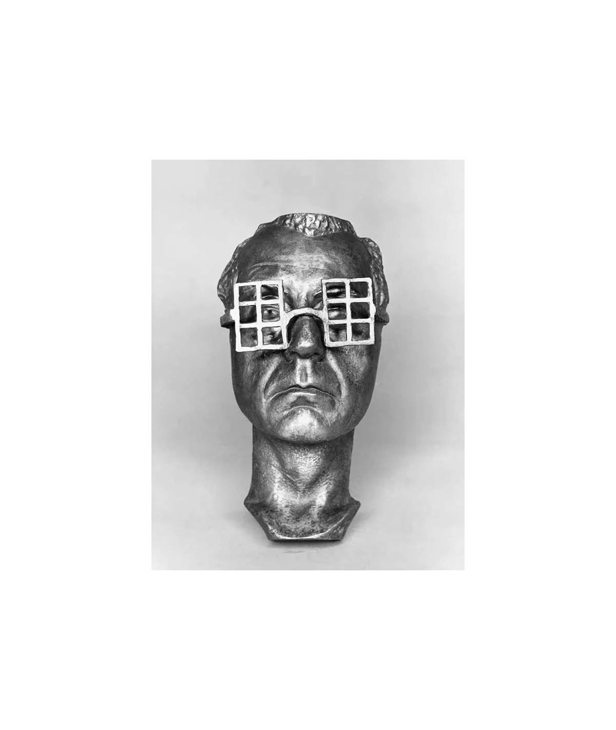 manray|Man Ray photo / TELIMAGE|Autoportrait||Objets