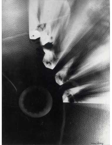 Rayographie feux d'artifices convergeant vers un cercle Rayographie