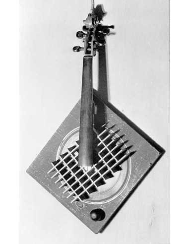 Harpe silencieuse C'est le violon d'Ingres d'un musicien frustré. I...