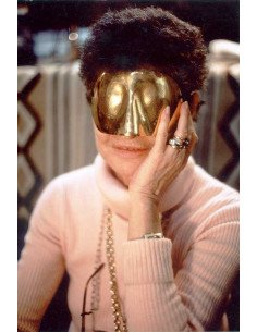 Juliet avec Optic-Topic (couleur) femme avec masque objet-bijou cré...