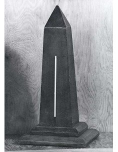 Proverbe Sur une maquette d'obélisque en bois est collée, comme un ...