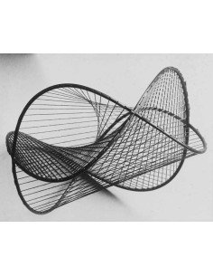 Objet mathématique - série photographié par Man Ray à l'institut Po...