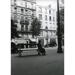 Paris (bench)