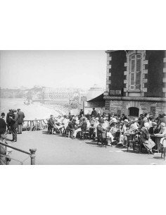 Grill-Room terrace in Biarritz crowd of summer visitors on a Basque...
