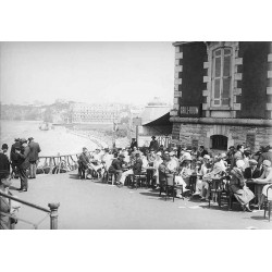 Grill-Room terrace in Biarritz