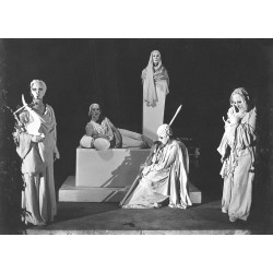 Costume design with Marie-Laure de Noailles
