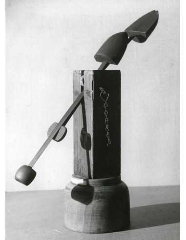 Man Ray|manray photo|manray|Man Ray photo / TELIMAGE|Person to Person||Objects