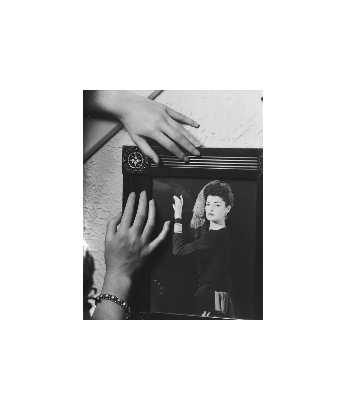 manray|Man Ray photo / TELIMAGE|Hands and Juliet||Photographies