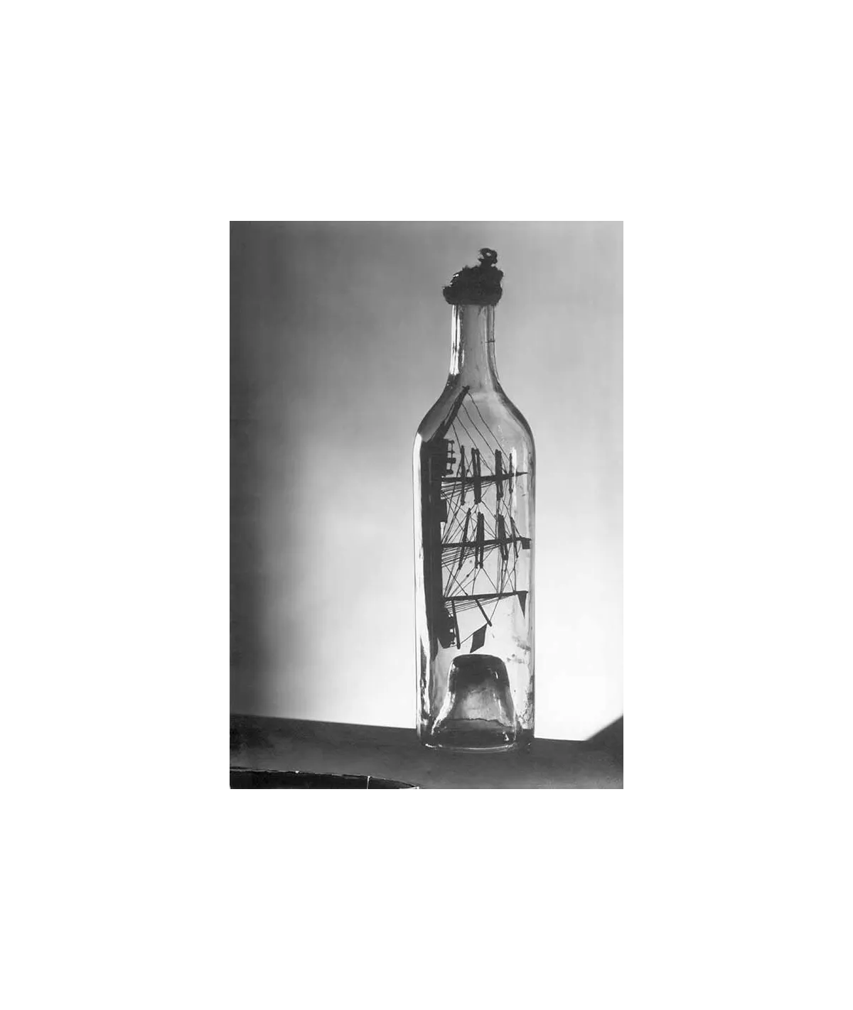 manray|Man Ray photo / TELIMAGE|Le bateau ivre||Photographies