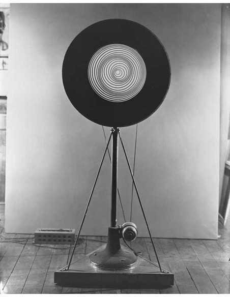 Rotative Demi-Sphére objet créé par Marcel Duchamp Rotative Demi-Sp...