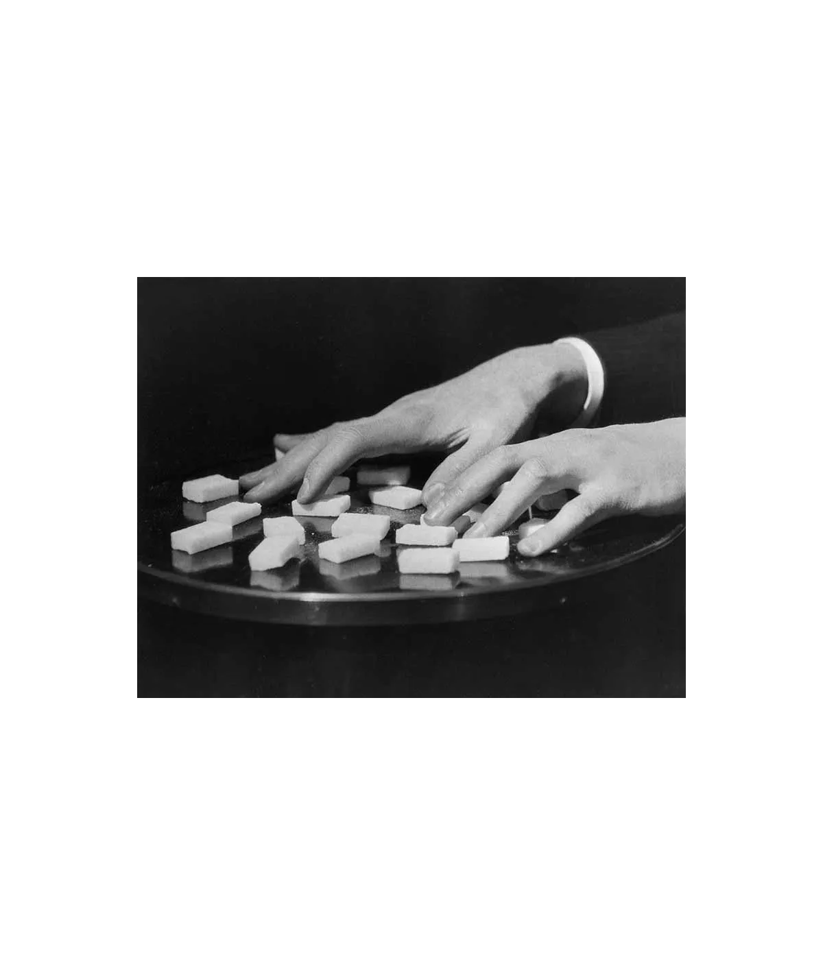 manray|Man Ray photo / TELIMAGE|Artaud's hands||Photographies