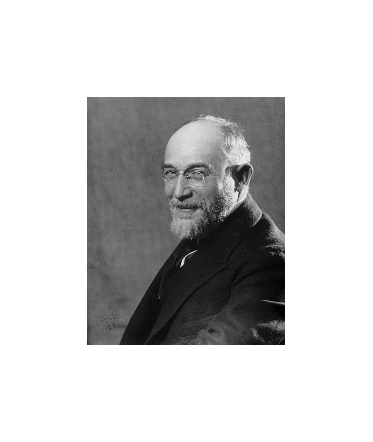 manray|Man Ray photo / TELIMAGE|Erik Satie||Men