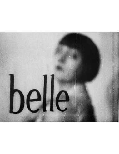 L'Étoile de mer extrait du film de Man Ray - Kiki derrière fond dép...