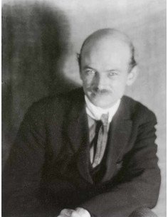 Georges Ribemont -Dessaignes portrait assis de face ombre sur mur -...