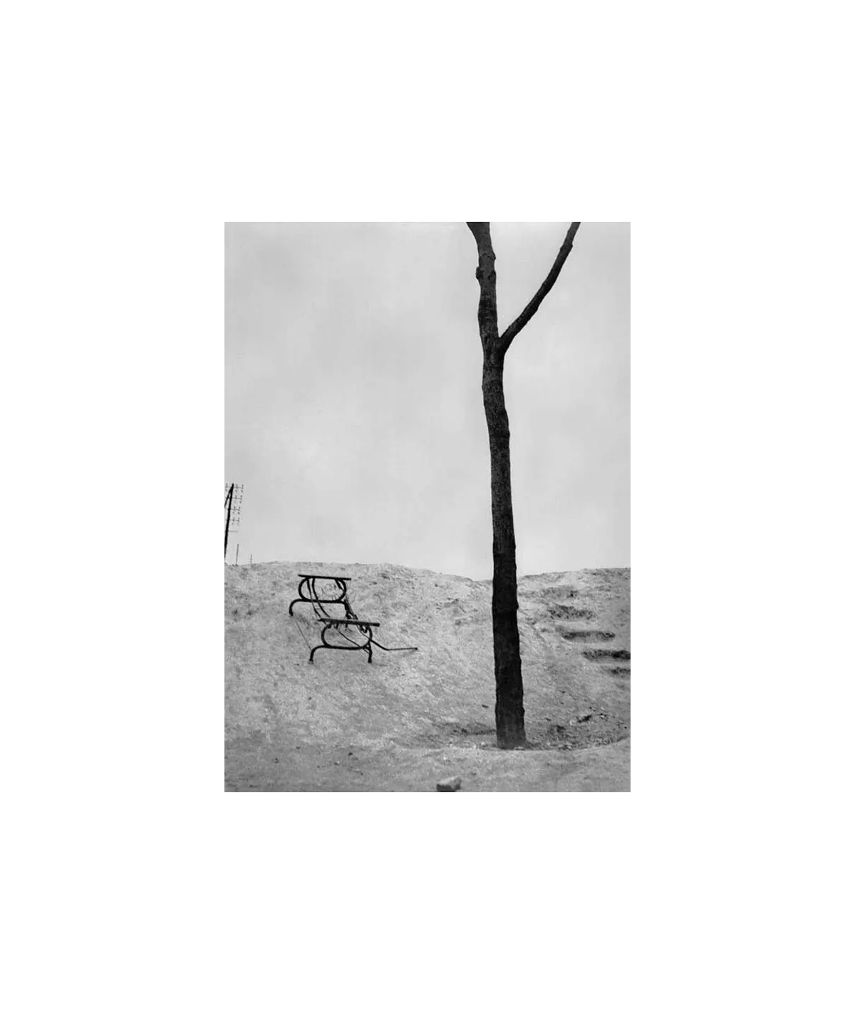 manray|Man Ray photo / TELIMAGE|Waste land||Landscapes / Places