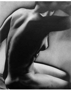 Nue 3/4 dos femme non identifiée, nue assise de 3/4 dos - solarisat...