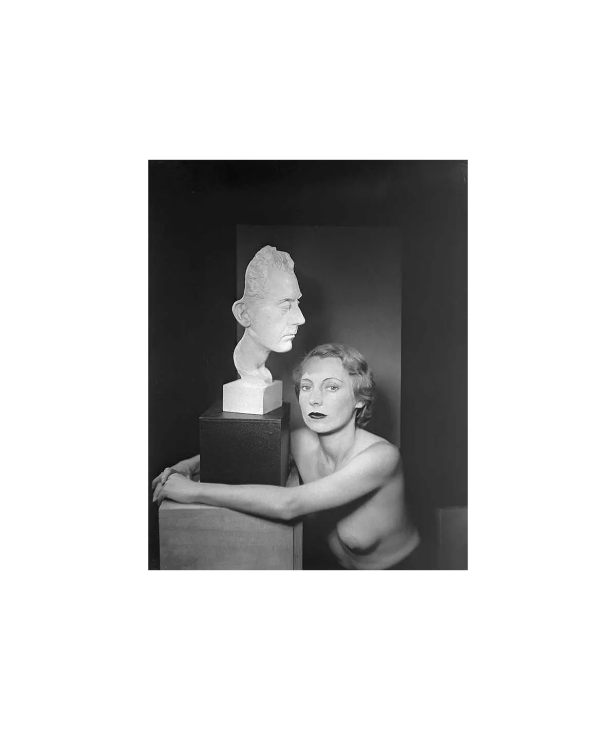 manray|Man Ray photo / TELIMAGE|Masque de Man Ray avec femme||Autoportraits