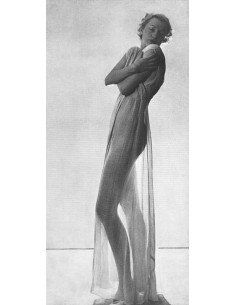 Rodier pour Bergdorf Goodman modèle de profil en déshabillé transpa...