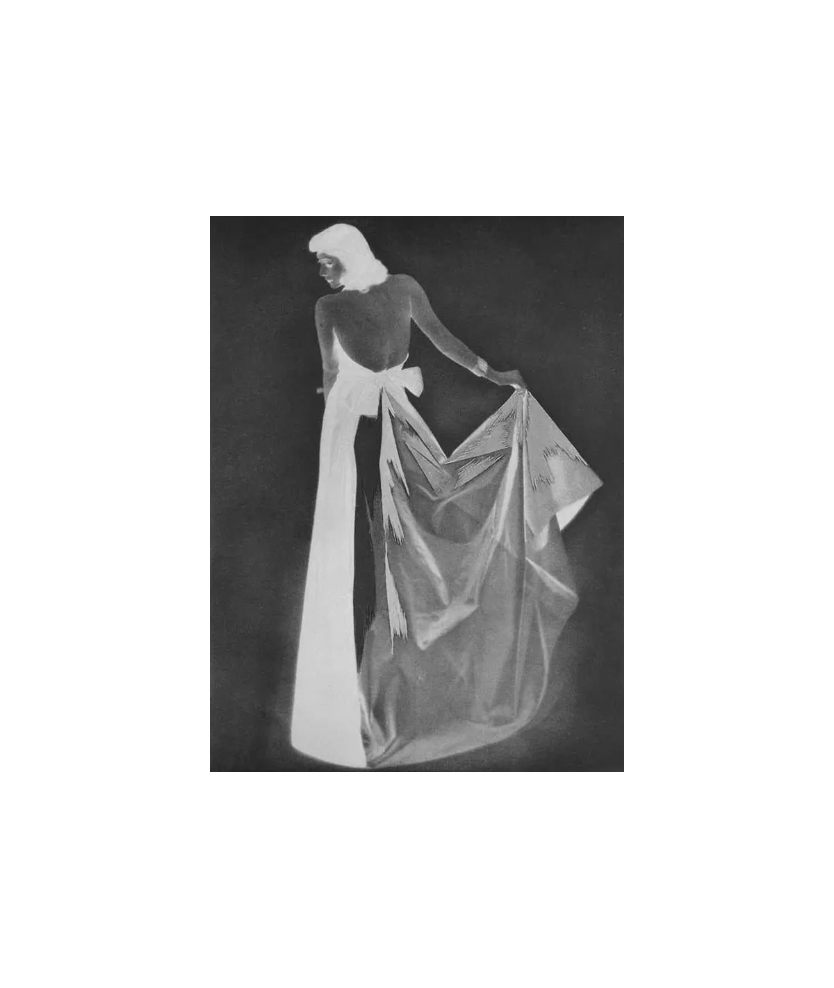 manray|Man Ray photo / TELIMAGE|Taffeta by Alix Gored||Fashion