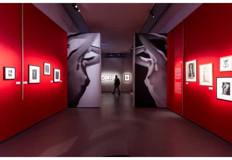 Man Ray: Forms of Light